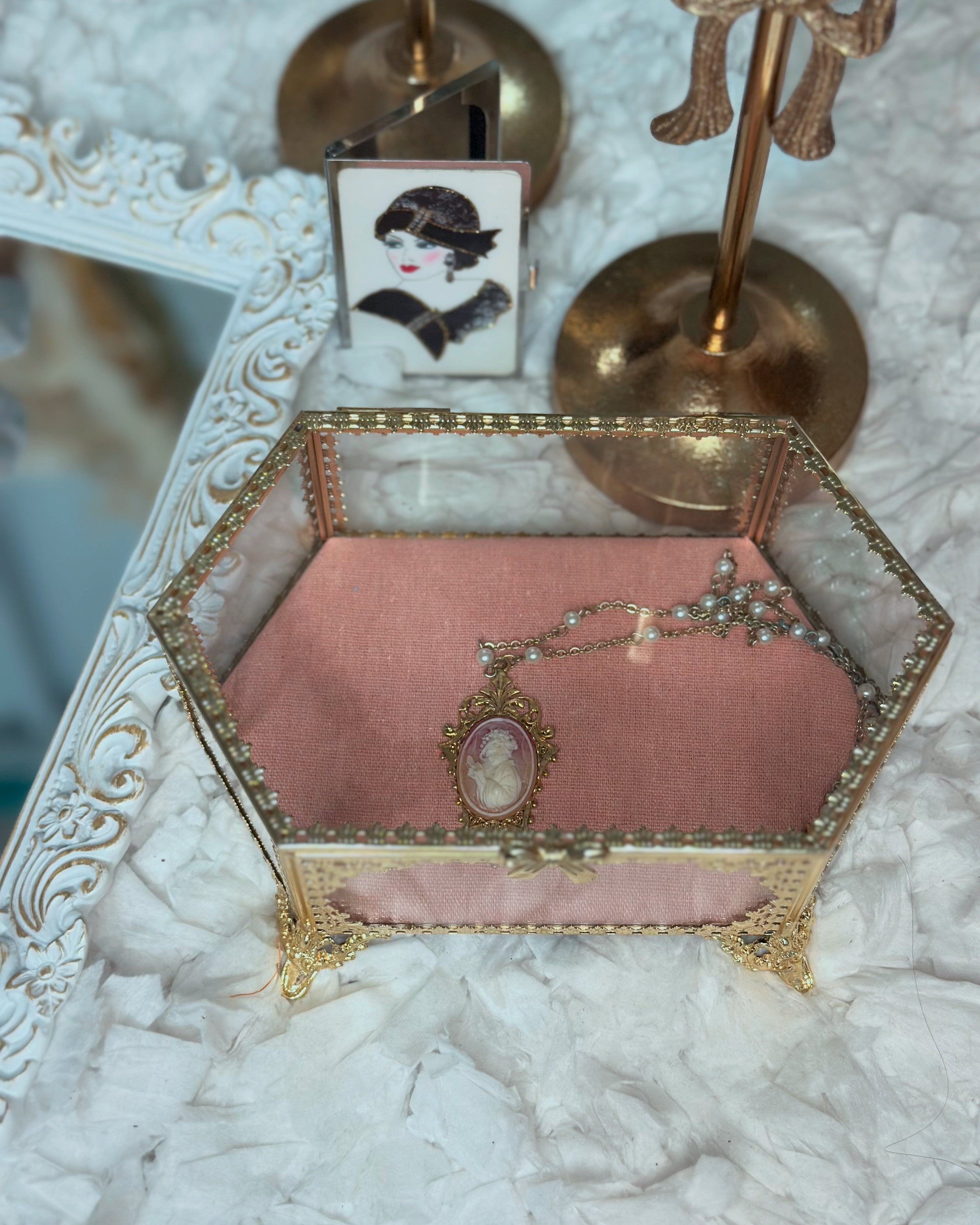 Vintage style bridal jewelry keepsake hexagon box.