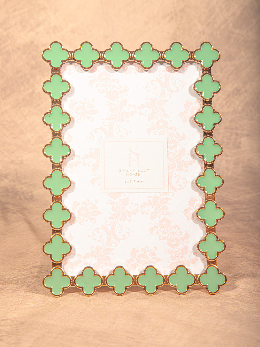 Green and gold clover pattern vintage photo frame for 4x6 pictures, perfect for elegant home decor styling.