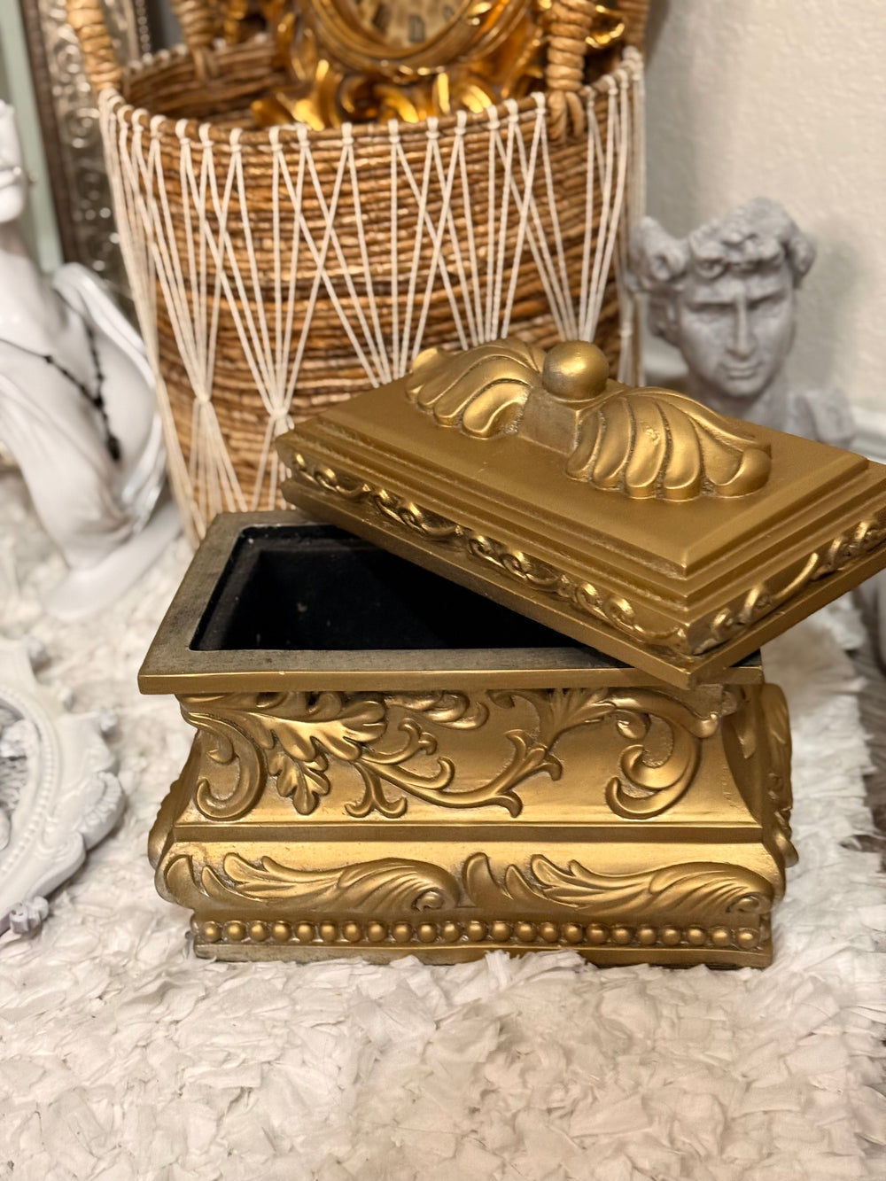Victorian Hollywood Regency Baroque Style Jewelry Trinket Storage Carved Gold Box