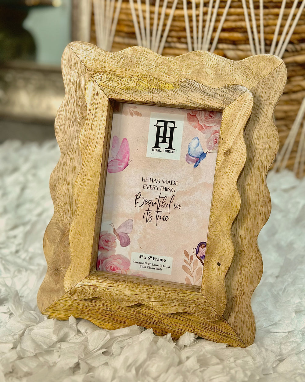 Farmhouse Rustic Wooden Vintage Style Scalloped Picture Frame Shabby Chic