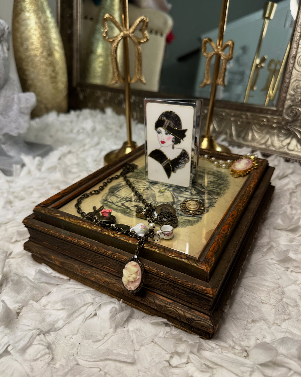 Antique Victorian Wood Trinket Jewelry Box Mirror Gold 19th Century