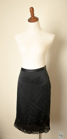 vintage banana republic 100 percent silk long skirt black lace trim elegant women’s size 6
